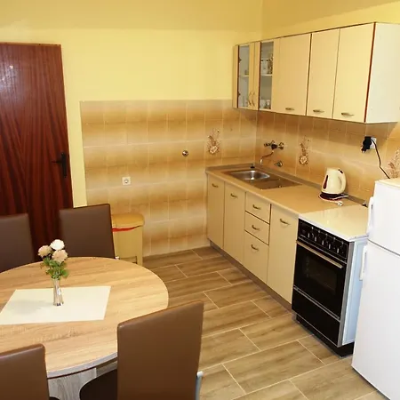 Dragica Apartment Nin